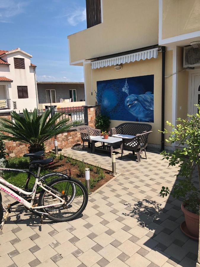 Apartments 2 Ivankovic Stari Grad  Exterior photo